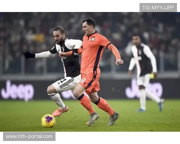 保级大战异常惨烈,多支球队将陷入苦战 保级大战异常惨烈,多支球队将陷入苦战